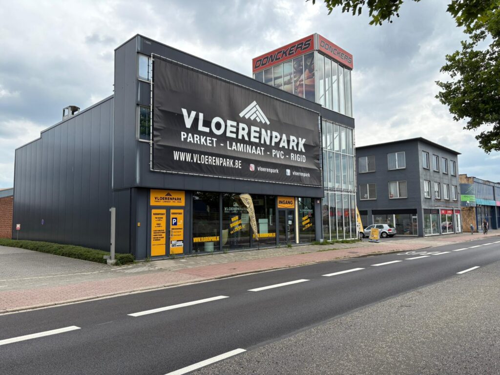 Gevelfoto van vloerenpark antwerpen